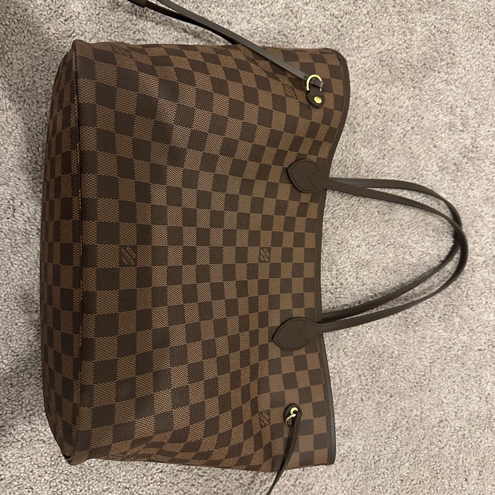 Louis Vuitton Neverfull MM